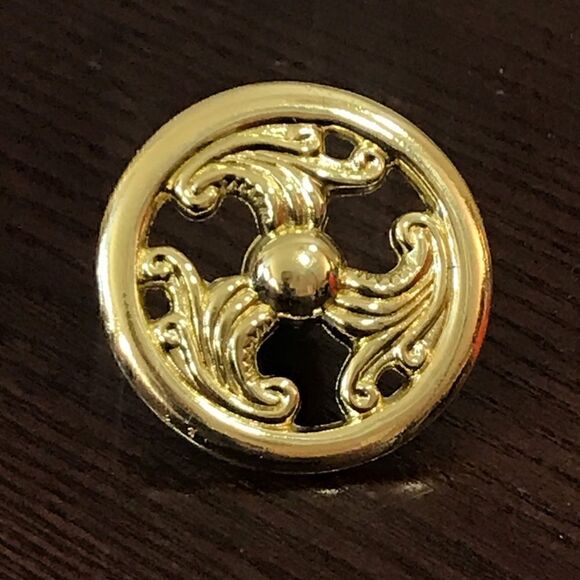 12Pcs. 1.5 inch Polished Brass Round Knobs pulls - Picture 1 of 4